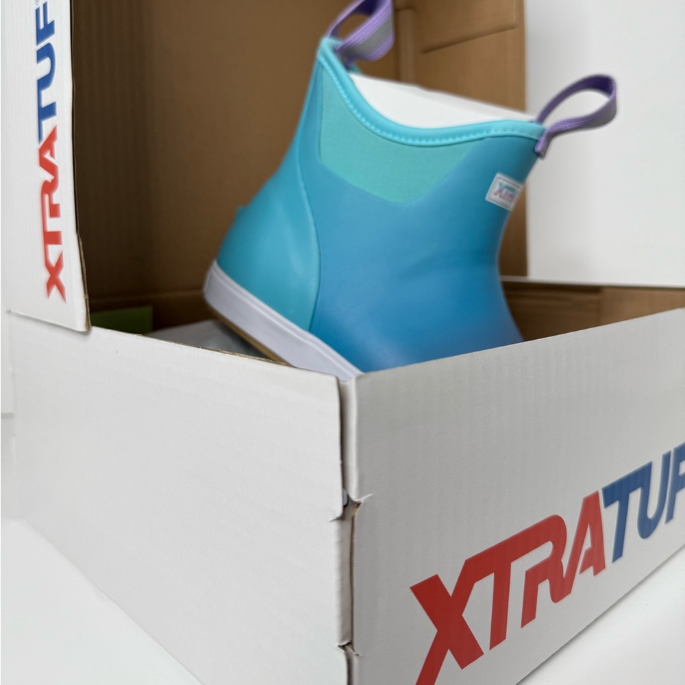 XTRATUF Ankle Deck Boot Blue Aurora Size 8 NEW
